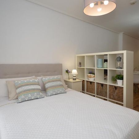 Apartamento Zona Exclusiva Con Garaje Gratis Y Netflix Vigo Exterior photo